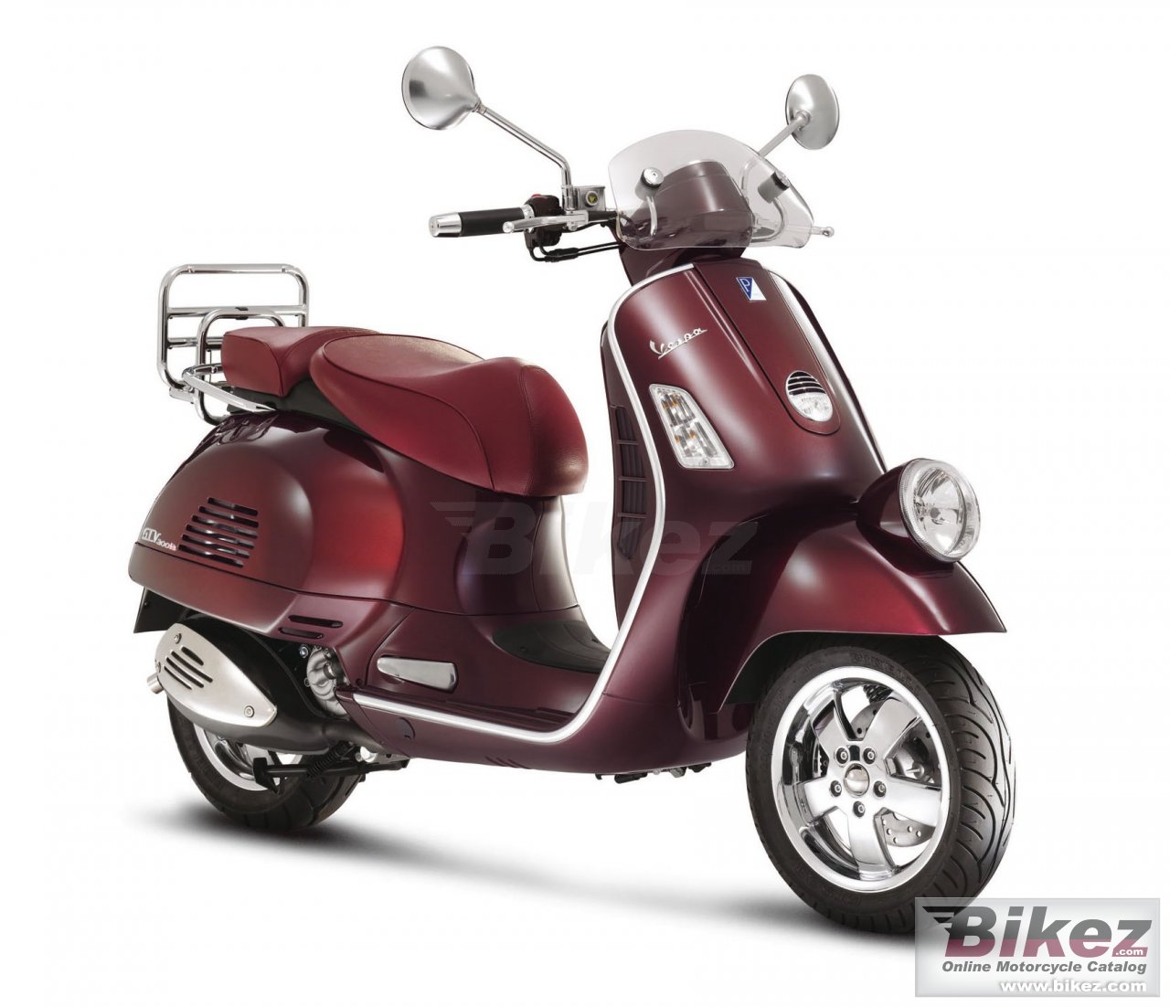 Big Vespa gtv 300 picture and wallpaper from Bikez.com